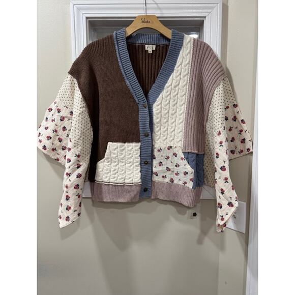 POL Sweaters - Pol Cardigan